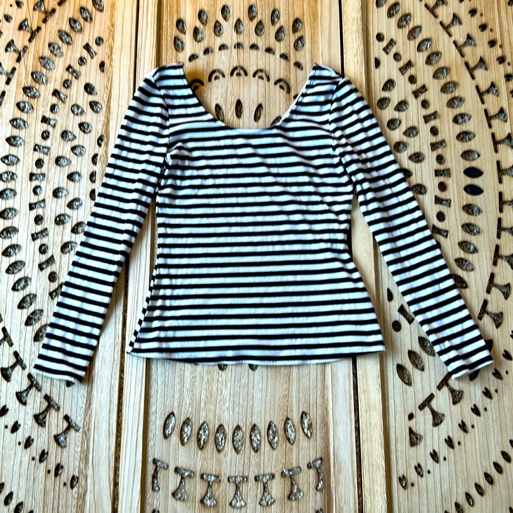 Black and white striped who what where shirt cute!